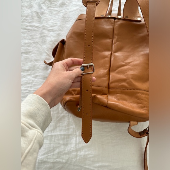 Leather hiking adventure backpack large size - Picture 9 of 16